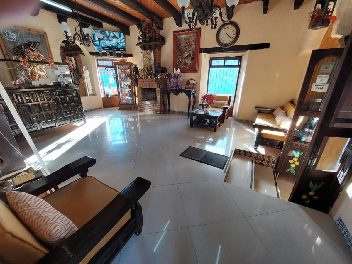 Hotel Palacio De Moctezuma San Cristóbal de Las Casas Dış mekan fotoğraf
