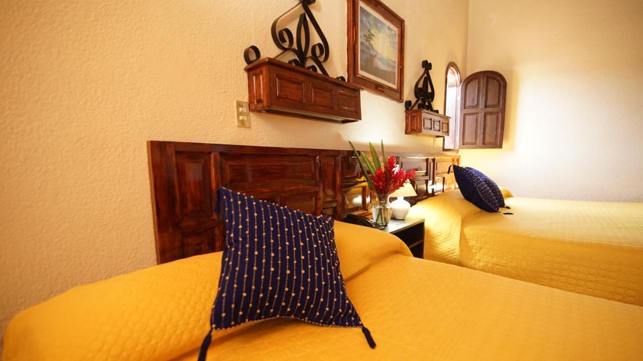 Hotel Palacio De Moctezuma San Cristóbal de Las Casas Dış mekan fotoğraf