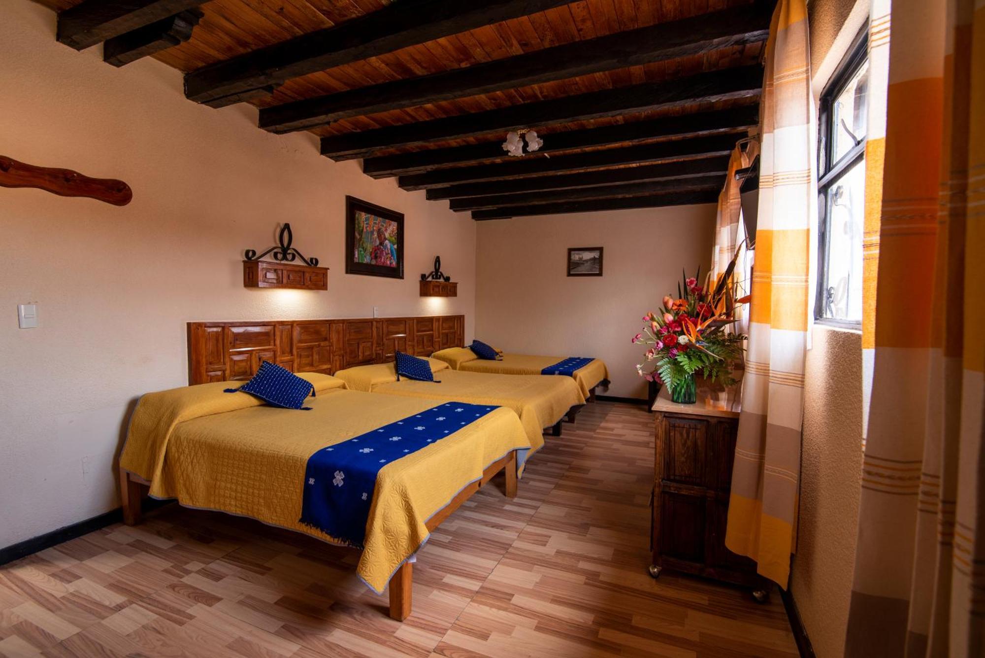 Hotel Palacio De Moctezuma San Cristóbal de Las Casas Dış mekan fotoğraf