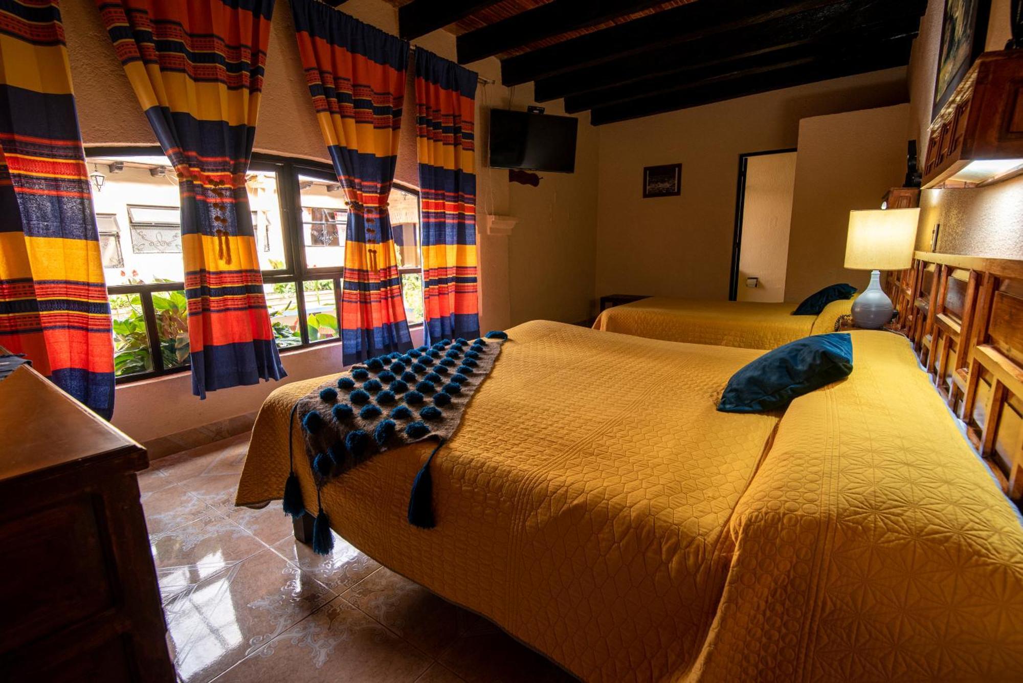 Hotel Palacio De Moctezuma San Cristóbal de Las Casas Dış mekan fotoğraf