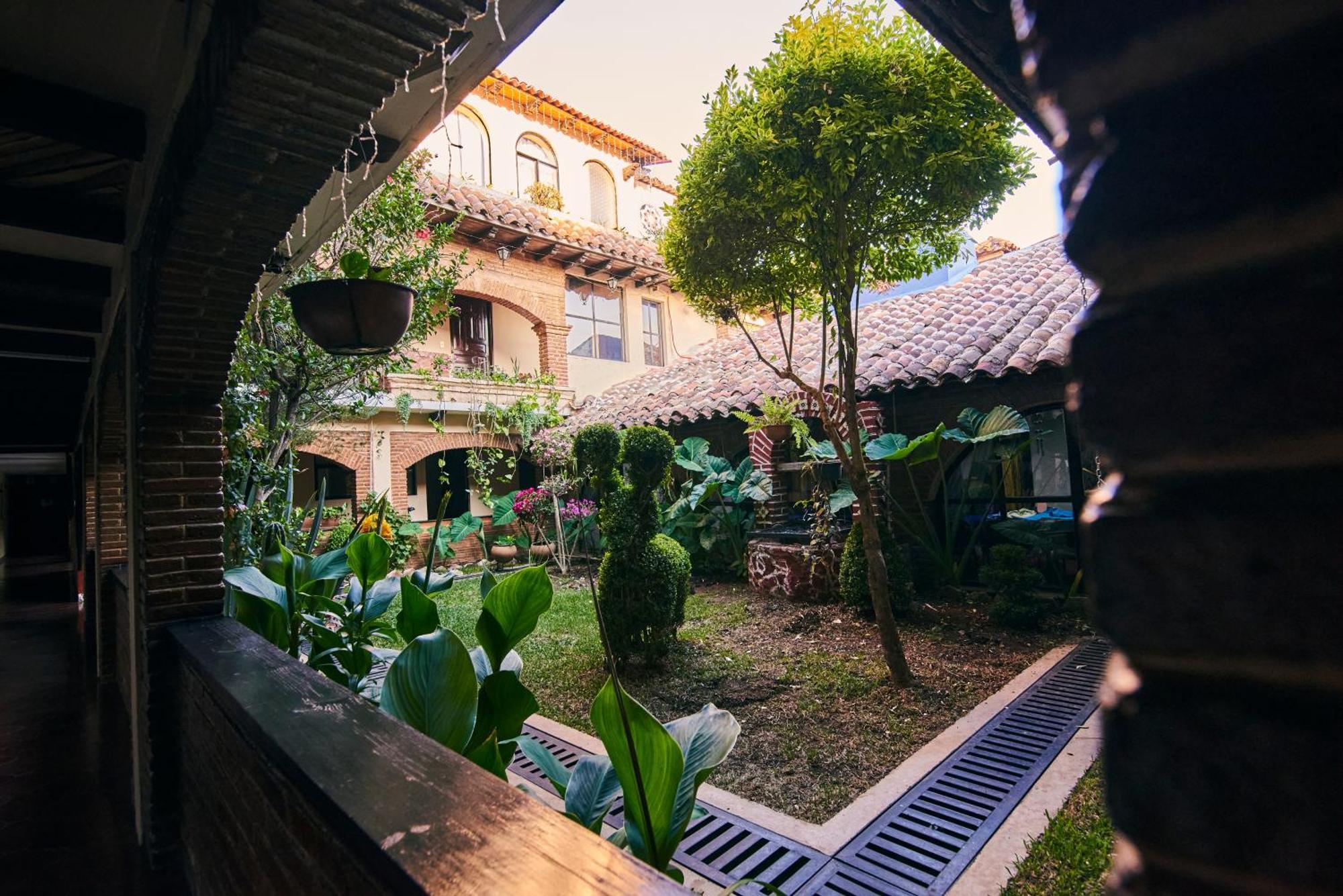 Hotel Palacio De Moctezuma San Cristóbal de Las Casas Dış mekan fotoğraf