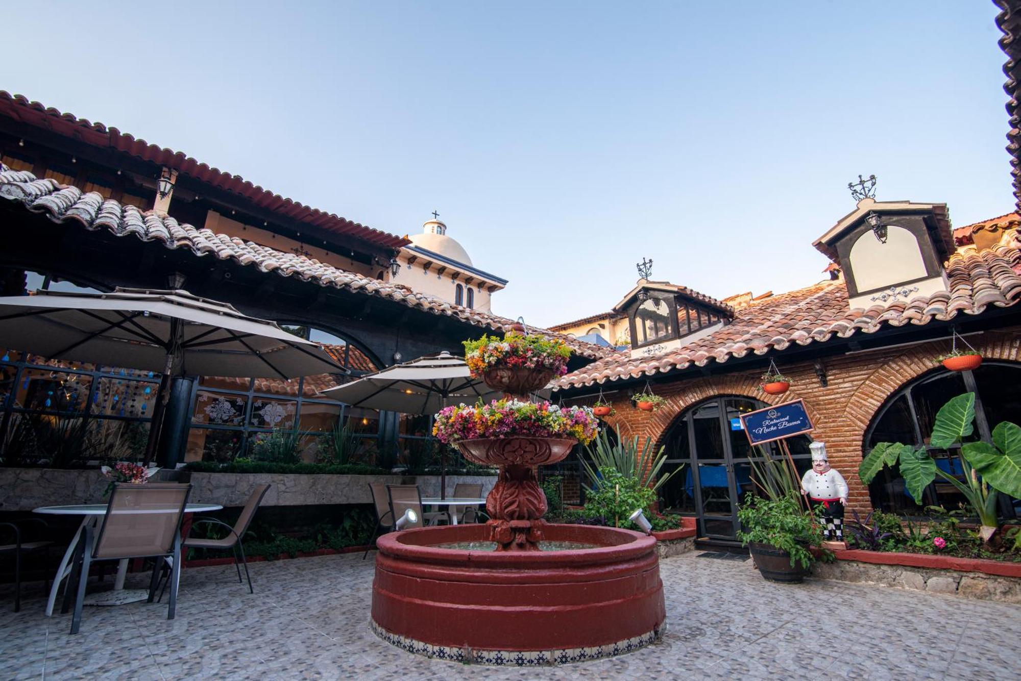 Hotel Palacio De Moctezuma San Cristóbal de Las Casas Dış mekan fotoğraf